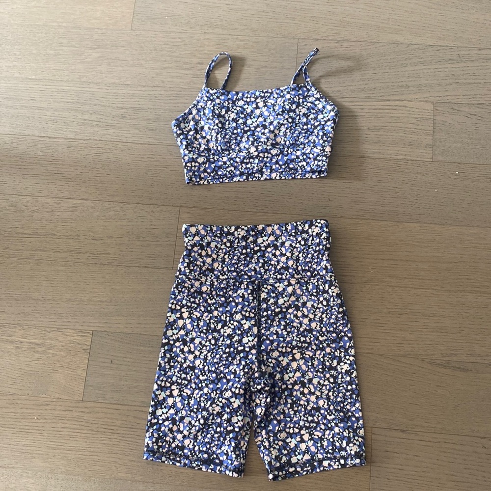 Activewear Biker Short Set. Flower Print. Forever 21. Size S bra. Size XS short